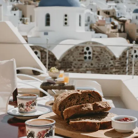 Old Oia