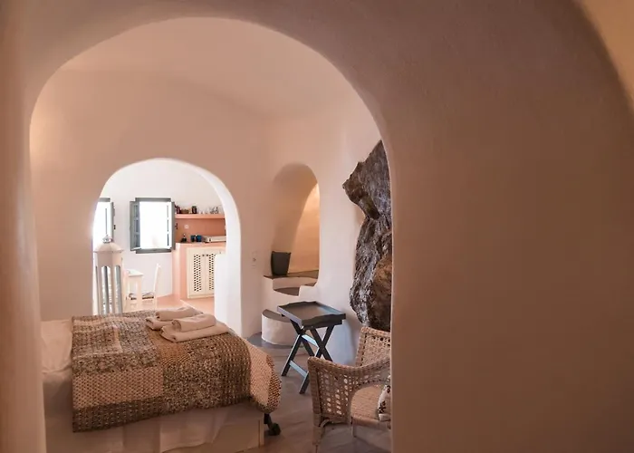 Pano Meria Cave House One In * אויה